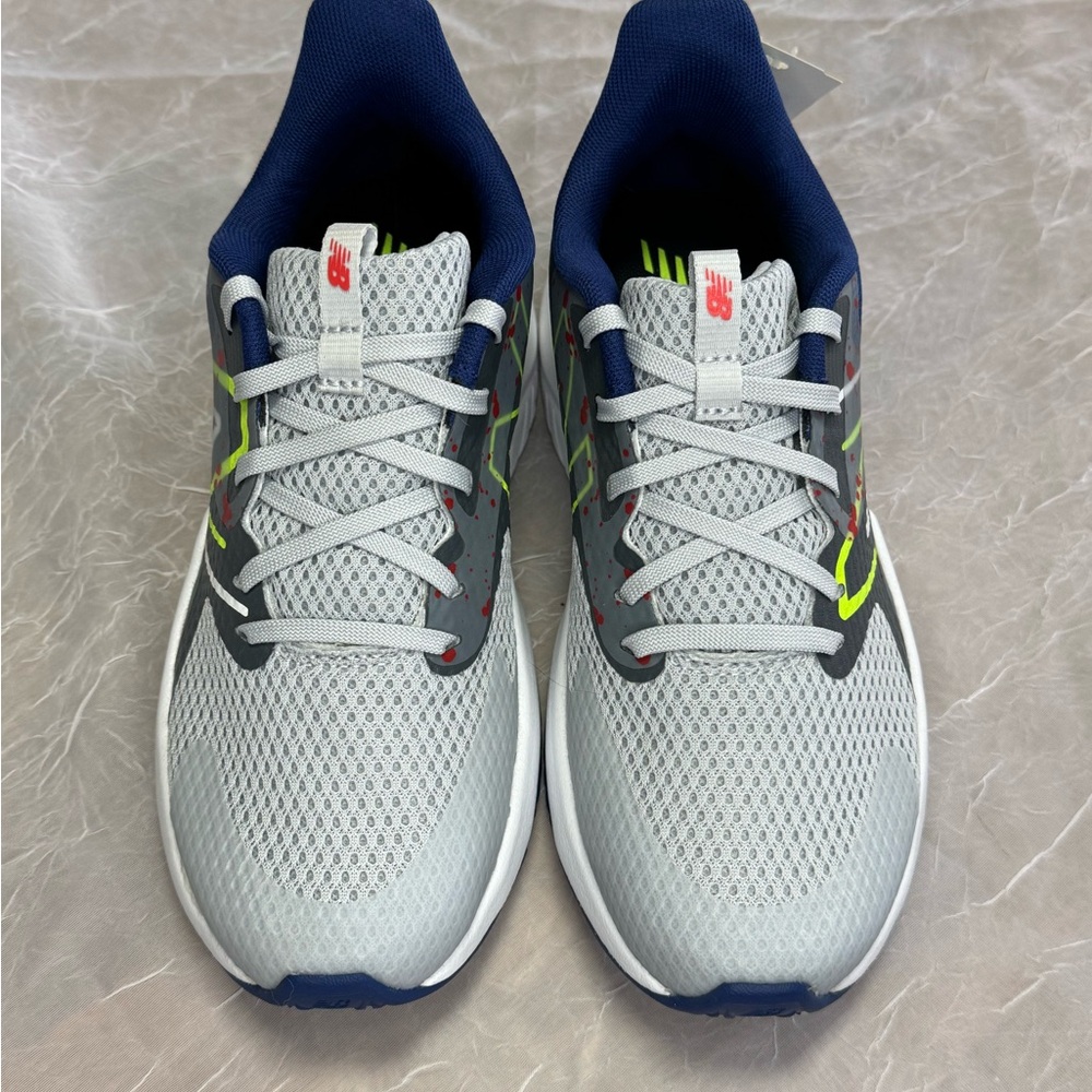 {NEW} Girls New Balance sneakers